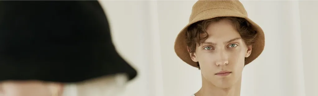 MUMUSO fashion hat and apparel styling