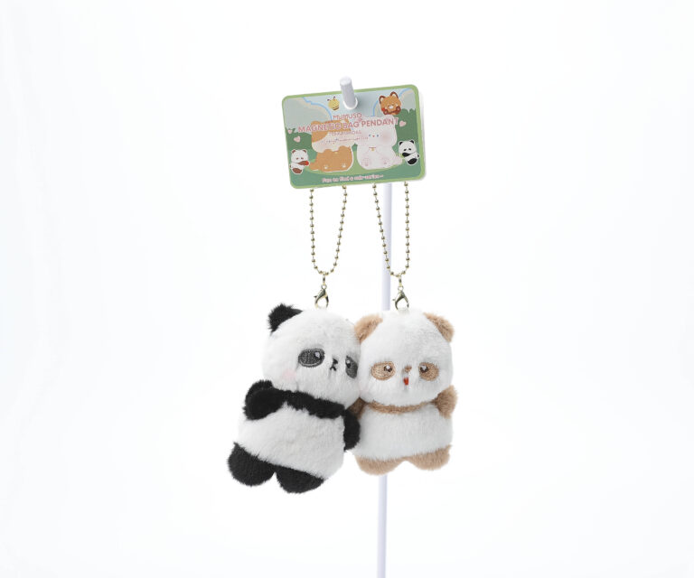 MUMUSO Magnetic Bag Pendant (Twin Pandas) product image