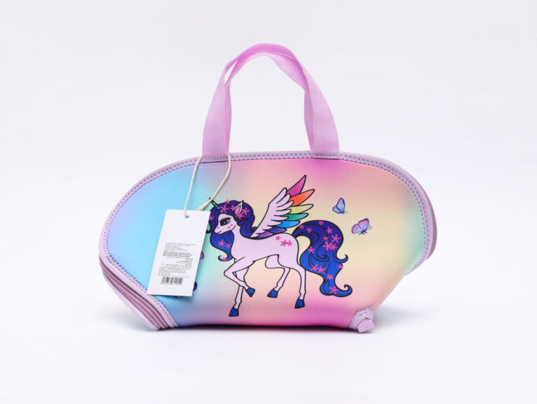 MUMUSO Multifunctional Lunch Bag & Placemat 2-in-1 (Dreamy Unicorn) product image
