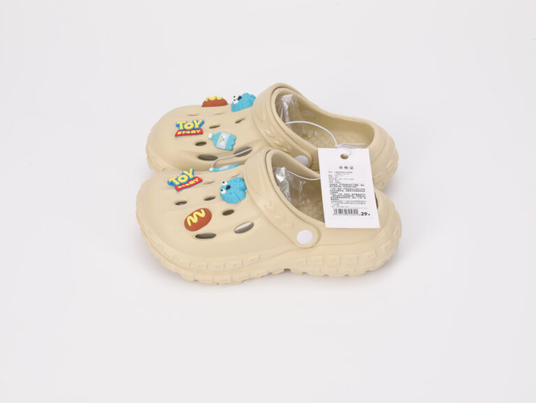 MUMUSO Kids' Diy Garden Clogs With Tyre Outsole (Khaki/30-31) product image