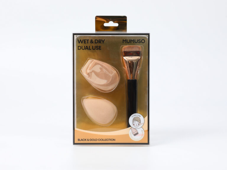 MUMUSO Black & Golden Collection Flawless Foundation Brush & Powder Puffs Trio product image