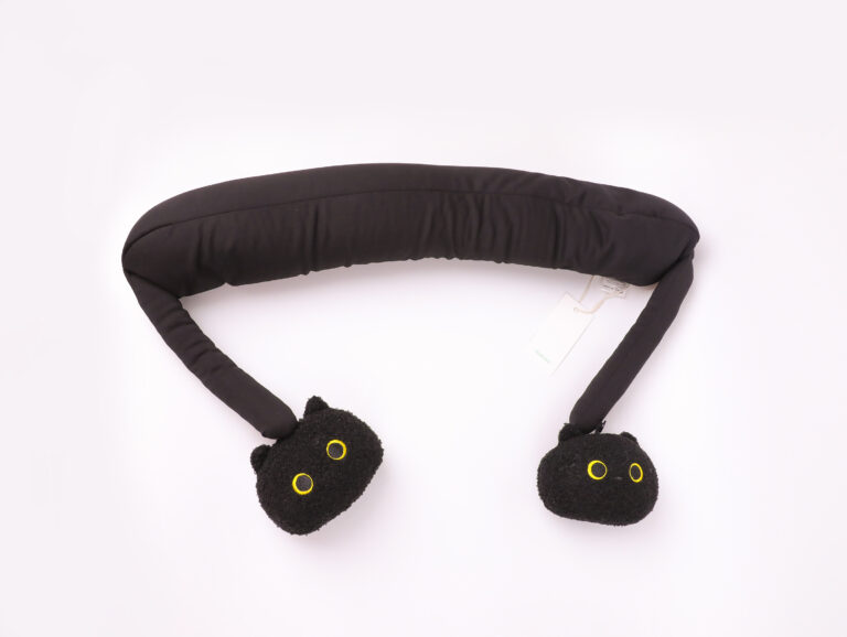 MUMUSO Creative Particles U-Shaped Neck Pillow (Black Cat) product image