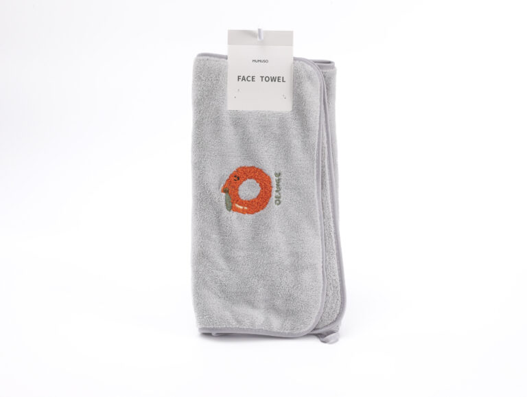 MUMUSO Fun Fruit Face Towel (Orange/Grey) product image