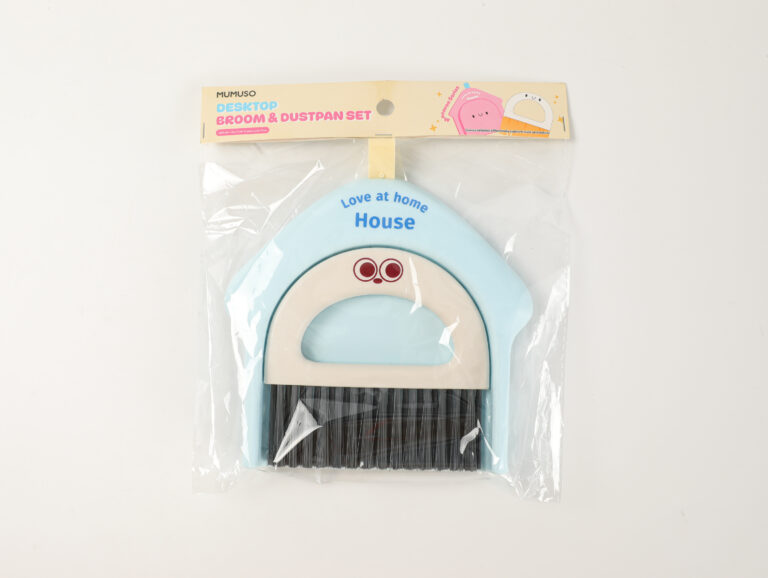 MUMUSO Macaron Series Desktop Broom & Dustpan Set (Blue) product image