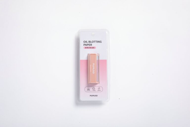 MUMUSO Oil Blotting Paper (1 Roll With Mirror) product image