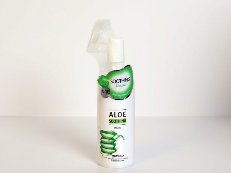 MUMUSO Aloe Soothing Mousse For Makeup Removal & Facial Cleansing product image