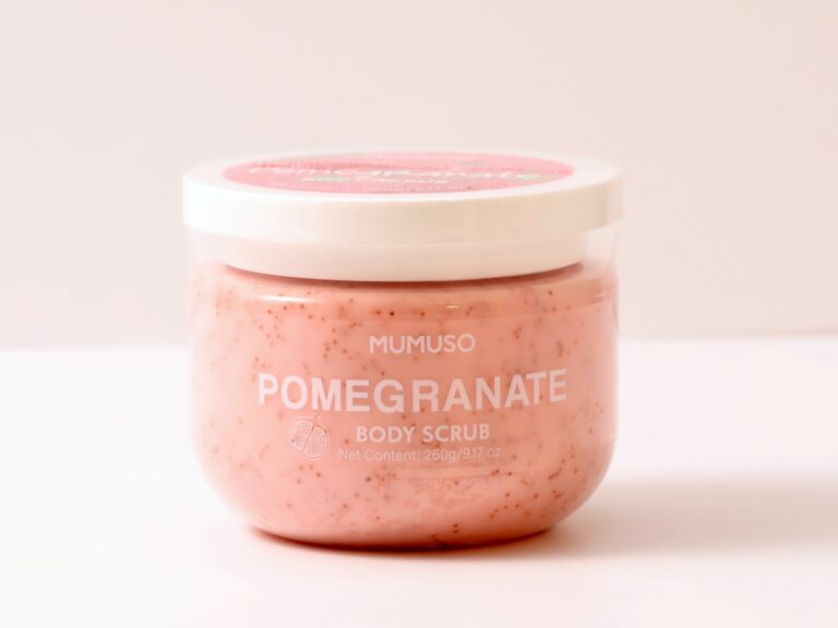MUMUSO Pomegranate Softening Body Scrub product image