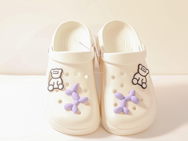 MUMUSO Women' Garden Clogs (Beige/40-41) product image