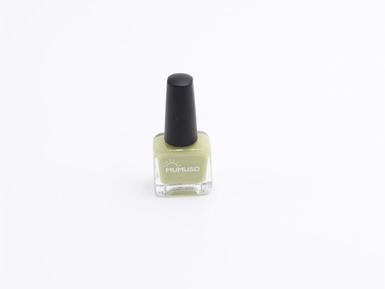 MUMUSO Nail Polish (Light Green/Square Bottle) product image