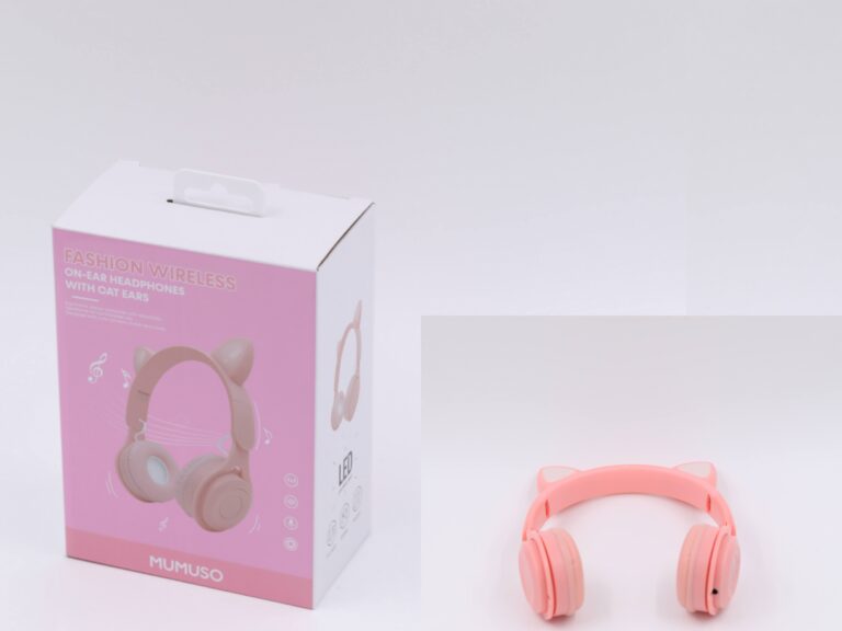 MUMUSO Fashion Wireless Over Headphones With Cat Ears (Pink) product image