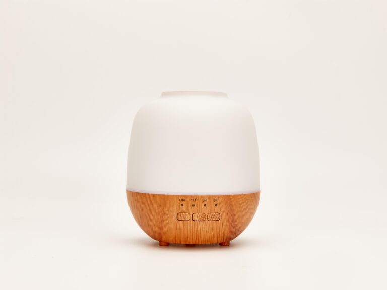 MUMUSO Essential Oil Diffuser With Colorful Lights product image