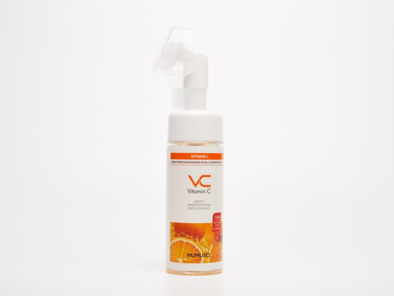 MUMUSO Vitamin C Brightening & Nourishing Facial Cleansing Mousse product image