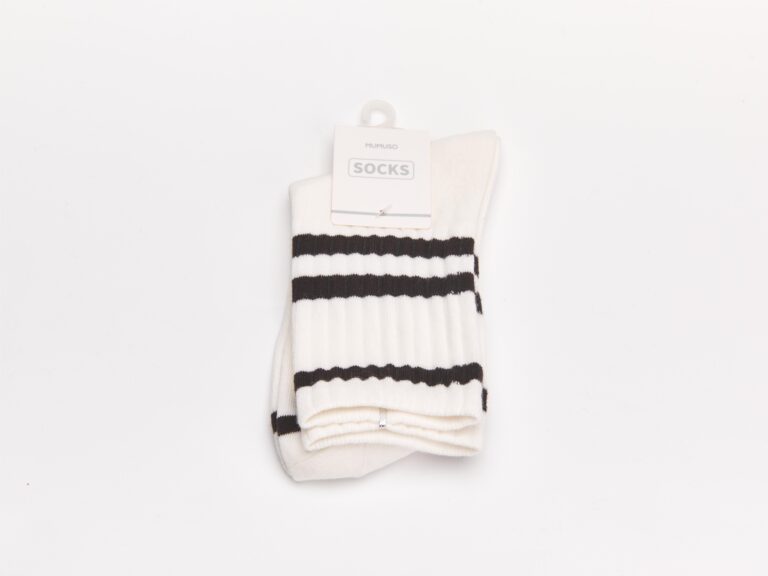 MUMUSO Women's Triple Bars Crew Socks (1 Pair/White) product image