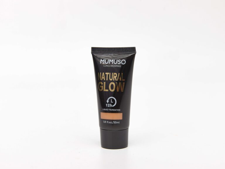 MUMUSO Natural Glow Liquid Foundation - 01 Medium Beige product image