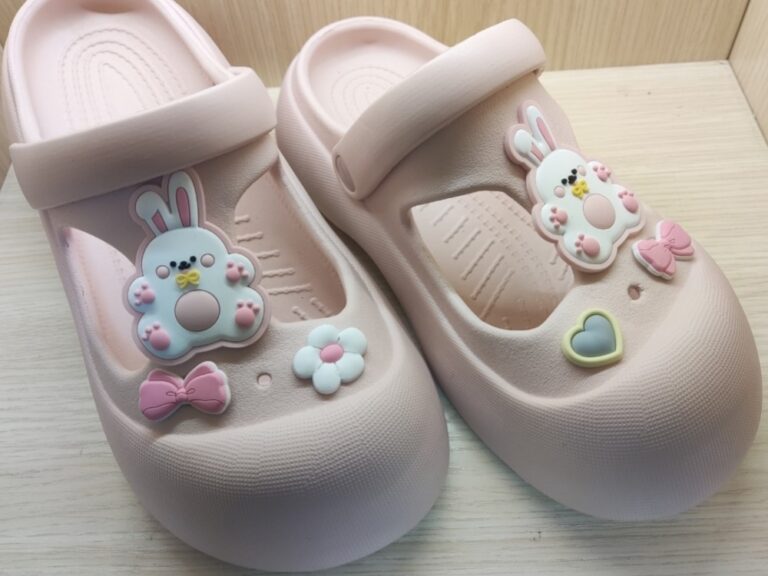 MUMUSO Women's Sweet Garden Clogs (Pink/37-38) product image