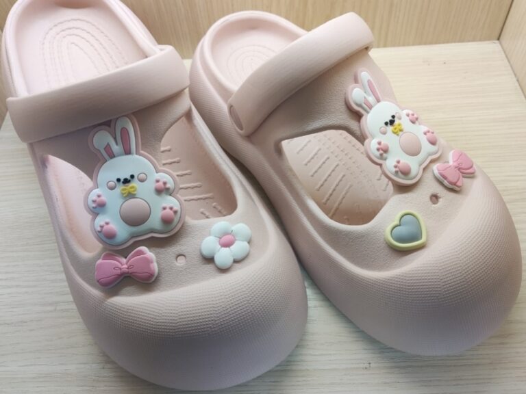 MUMUSO Women's Sweet Garden Clogs (Pink/39-40) product image